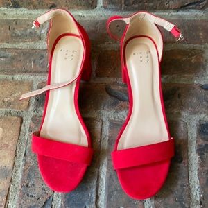 Red block heels NWT